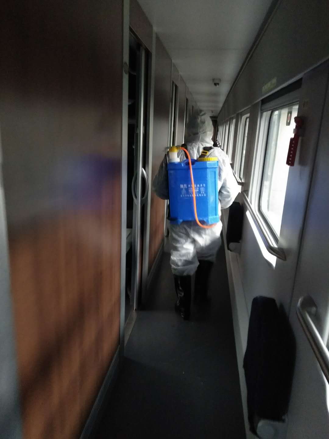 大指公司全力參與新冠肺炎疫情防控，為廣大旅客的健康安全出行保駕護(hù)航。